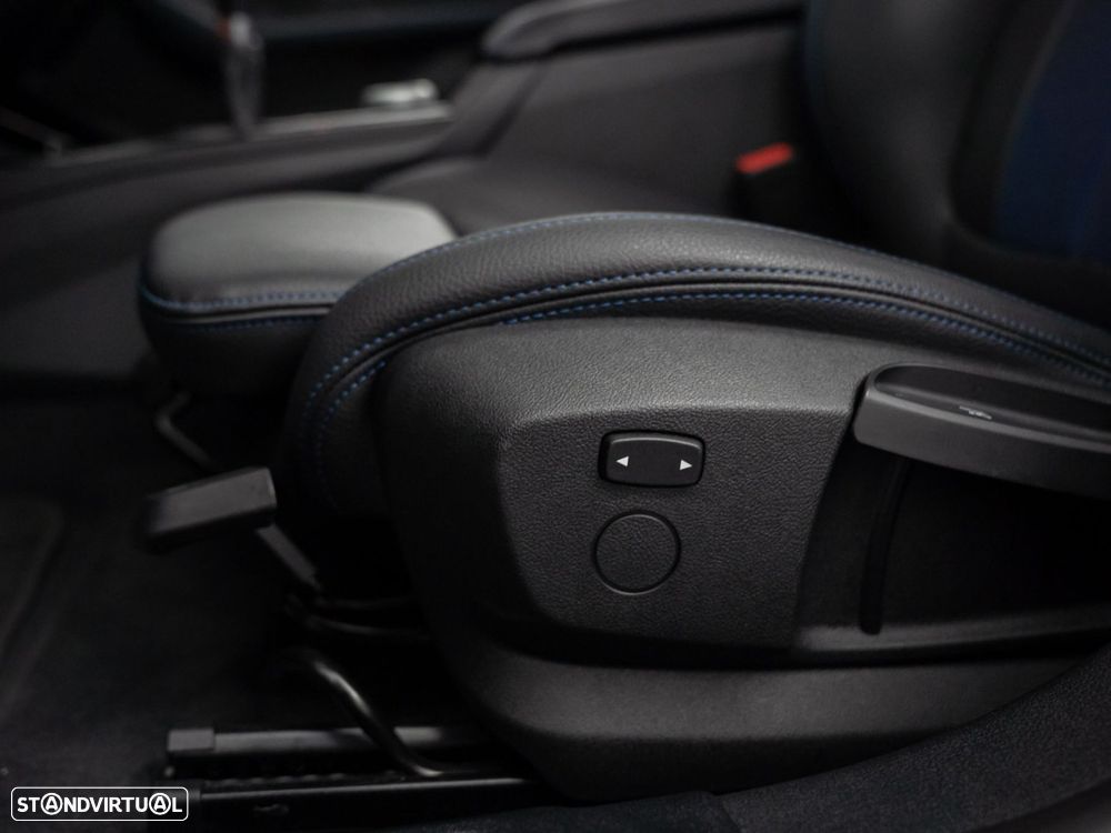 BMW 116 d Pack Desportivo M - 18