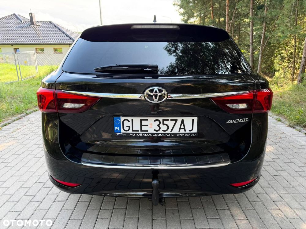 Toyota Avensis 1.8 Premium MS - 6