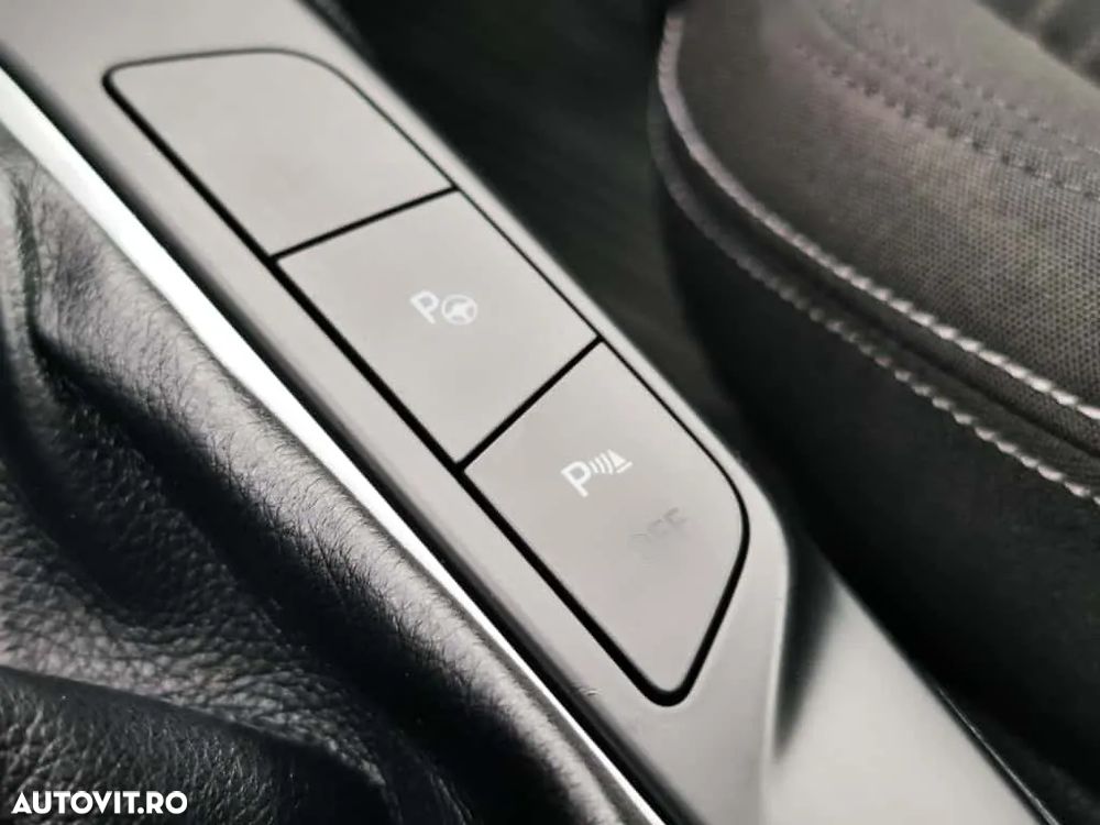 Ford Focus 1.0 EcoBoost Trend Edition - 22
