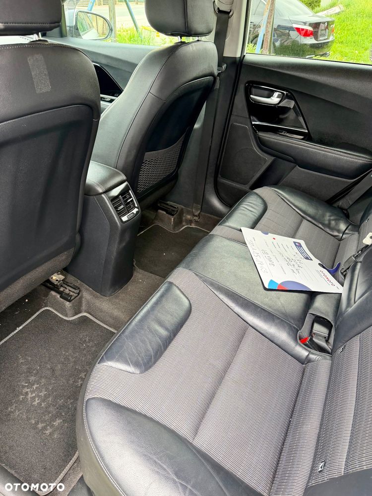 Kia Niro 1.6 GDI HEV 2WD OPF Edition 7 - 15