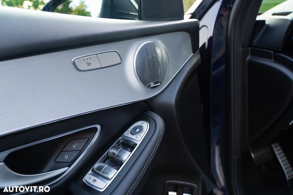 Mercedes-Benz GLC 220 d 4Matic 9G-TRONIC AMG Line - 17