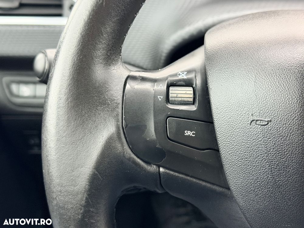 Peugeot 208 PureTech 82 Style - 26