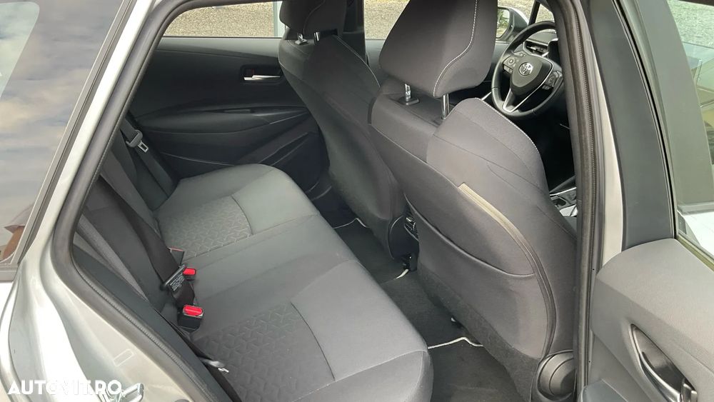 Toyota Corolla 1.8 HSD Dynamic - 36