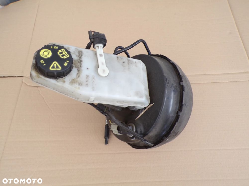 SERWO HAMULCOWE VOLVO XC40 II P32256766 - 1