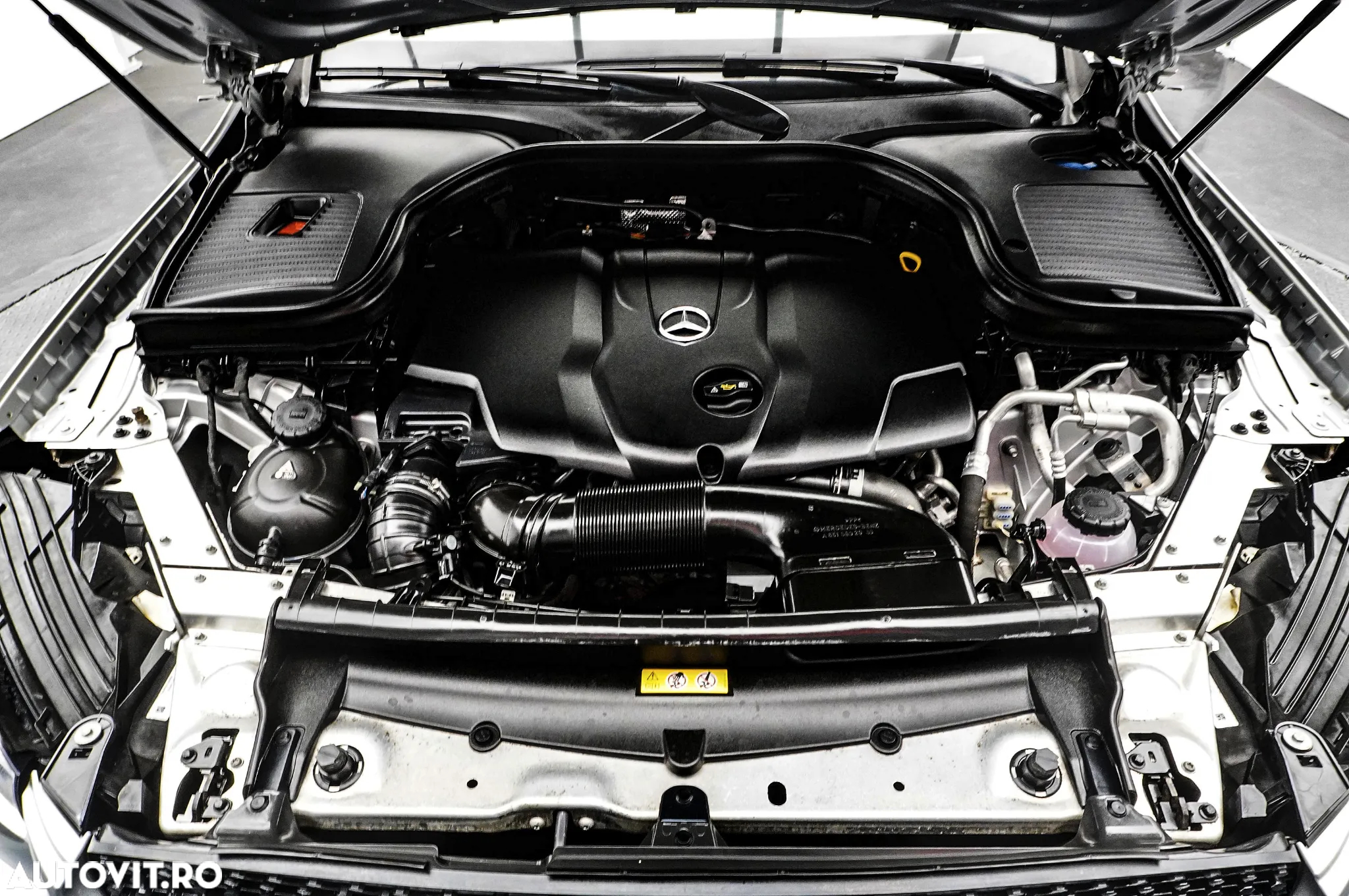Mercedes-Benz GLC Coupe 220 d 4MATIC - 33