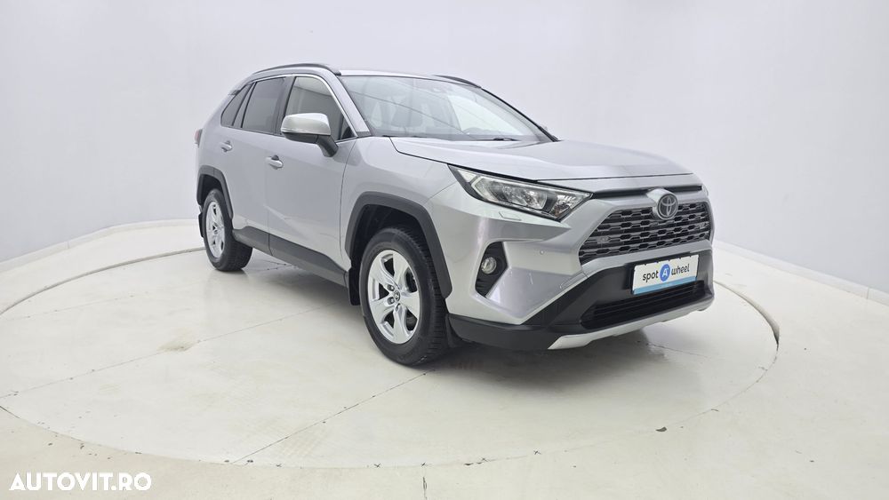 Toyota RAV4 2.0P 6MT AWD Dynamic - 4
