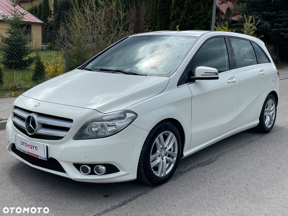 Mercedes-Benz Klasa B 180 CDI (BlueEFFICIENCY) 7G-DCT - 24