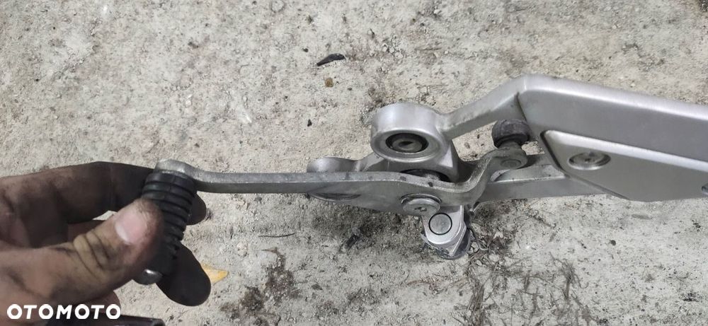 EU SET LEWY PRZÓD DŹWIGNIA YAMAHA FAZER FZ6 04- - 3
