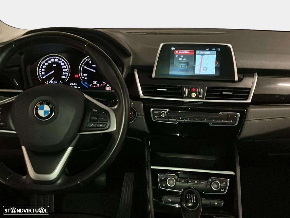 BMW 216 Active Tourer - 13