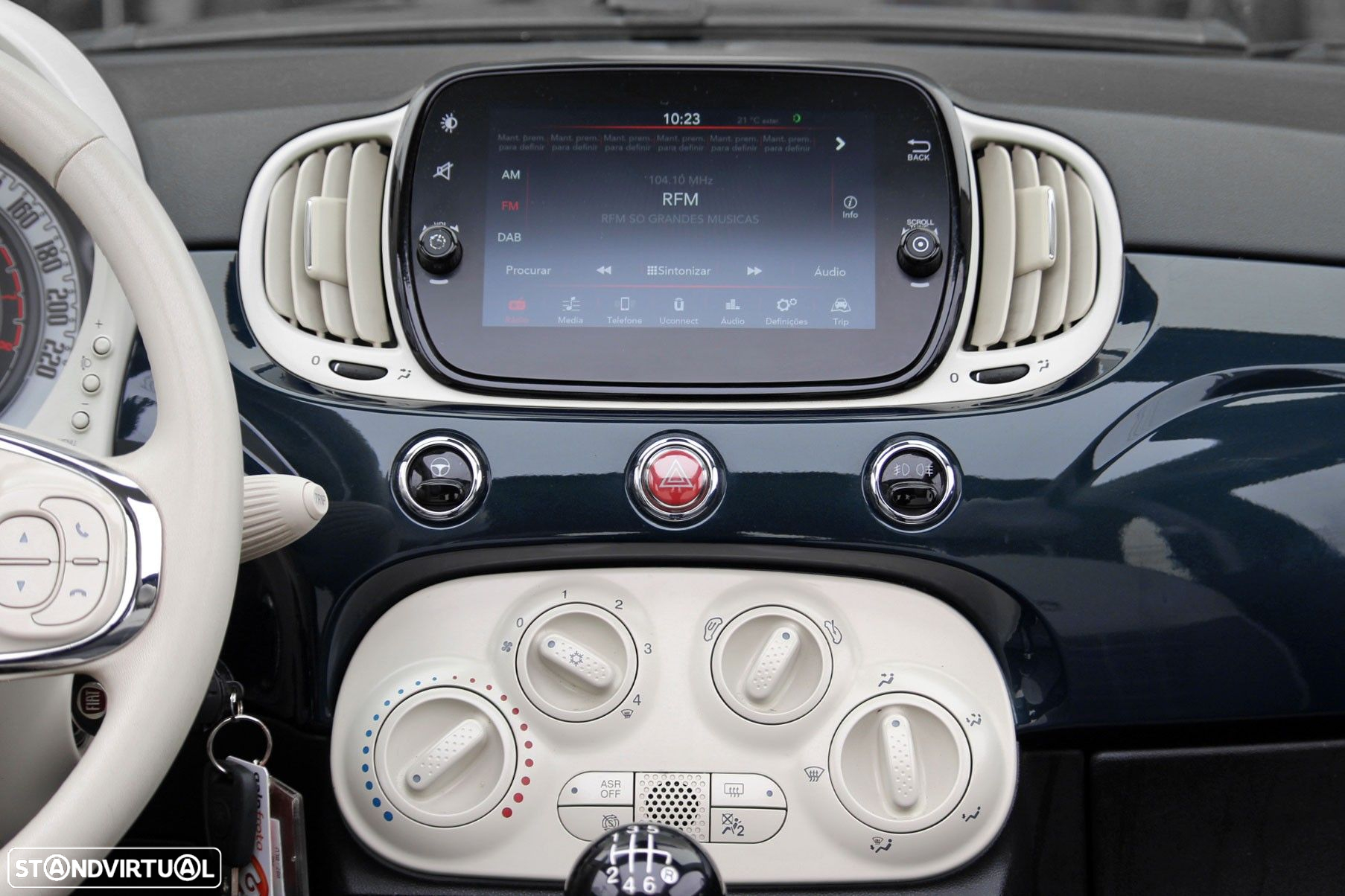 Fiat 500C 1.0 Hybrid Lounge - 29