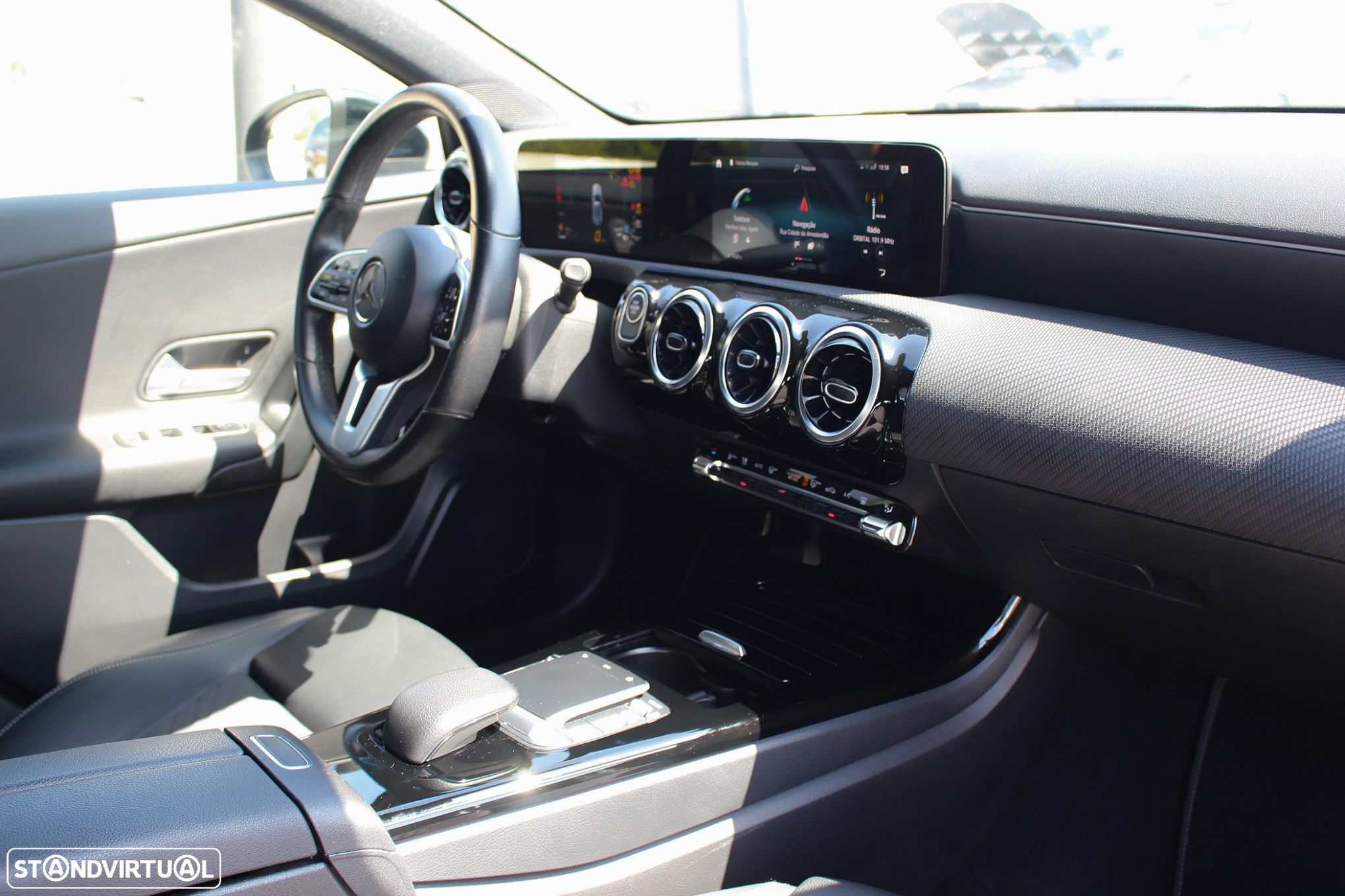 Mercedes-Benz A 250 e Style Plus - 38