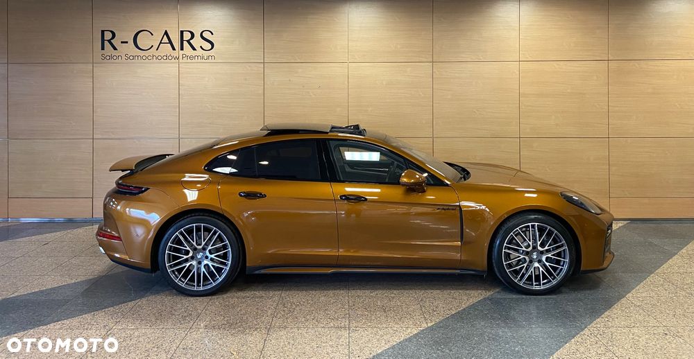 Porsche Panamera 4 E-Hybrid PHEV - 2