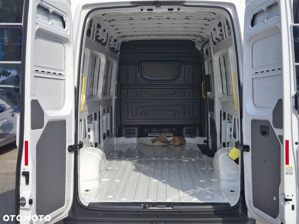 Volkswagen Crafter - 10