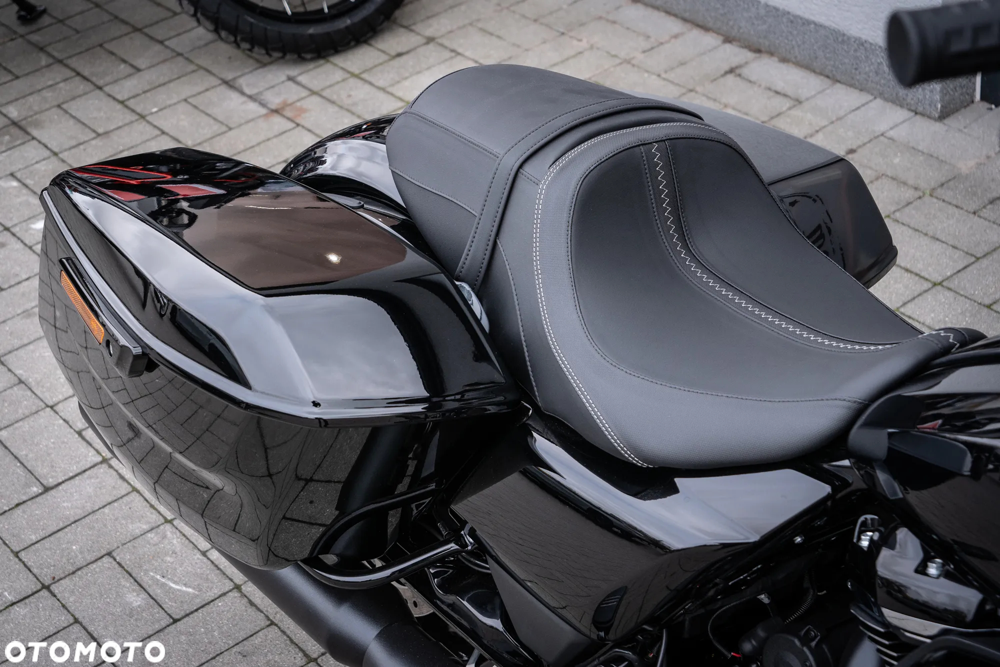 Harley-Davidson Touring Road Glide - 24