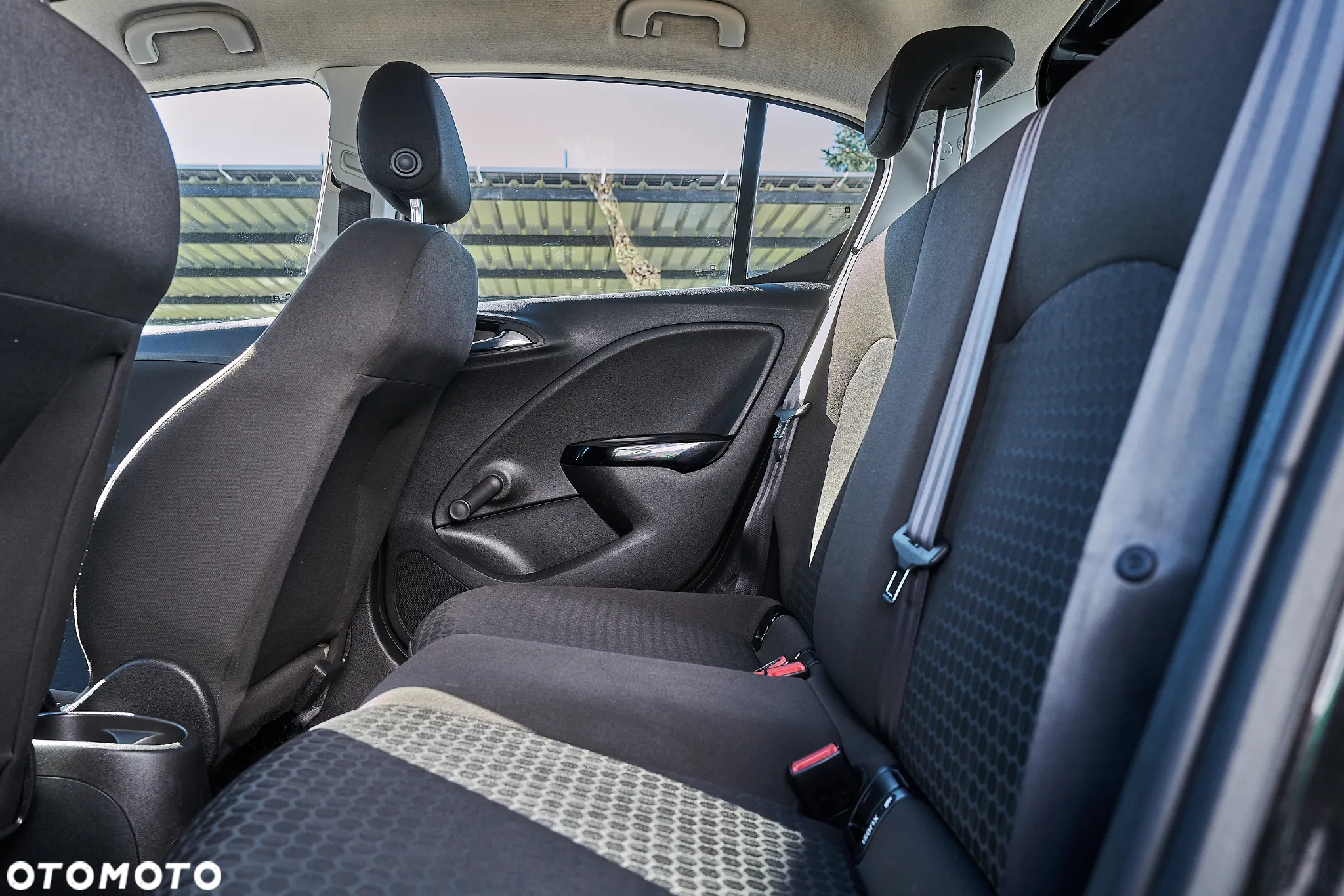 Opel Corsa 1.4 Enjoy - 19