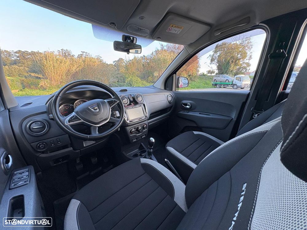 Dacia Lodgy Blue dCi 115 (7L) Stepway - 27