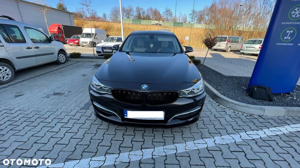 BMW 3GT 320d Luxury Line - 2