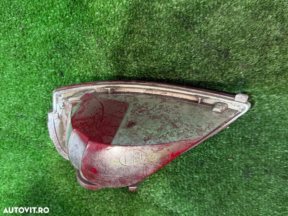 STOP TRIPLA BARA SPATE DREAPTA RENAULT CAPTUR 1.5 DIESEL 2015 COD OEM 265800007R 2013-2019 - 5