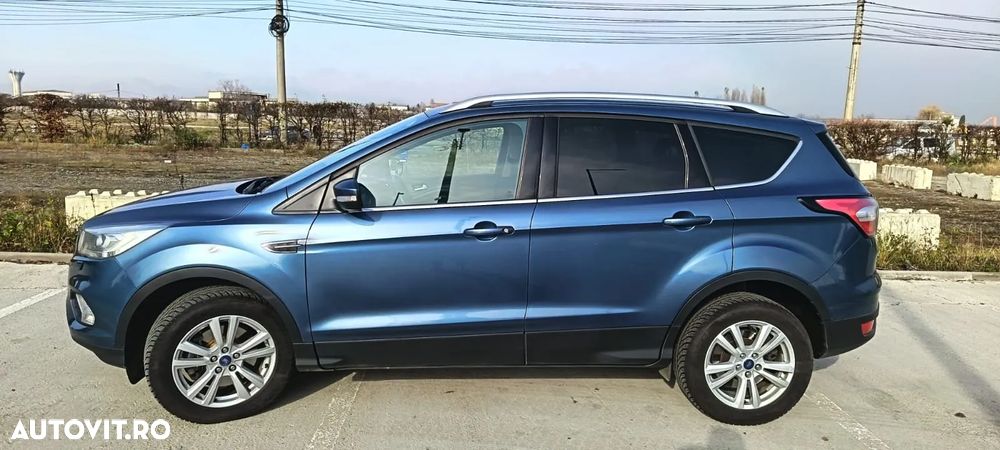 Ford Kuga 2.0 TDCi 4WD Powershift Trend - 3