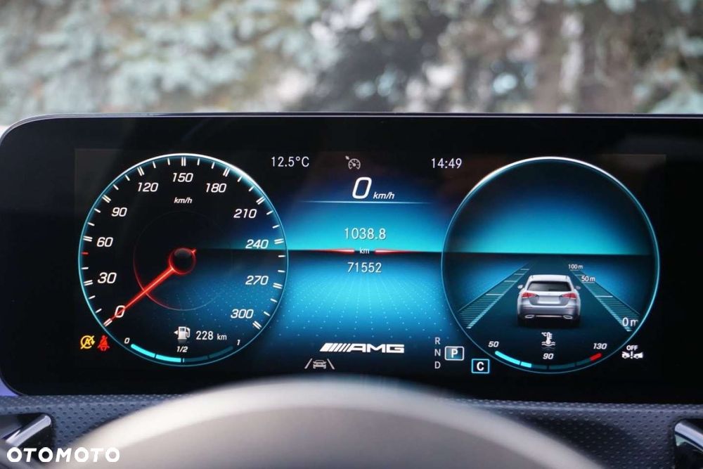 Mercedes-Benz CLA - 10