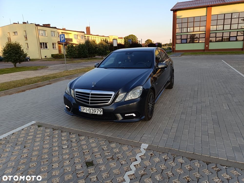 Mercedes-Benz Klasa E - 2