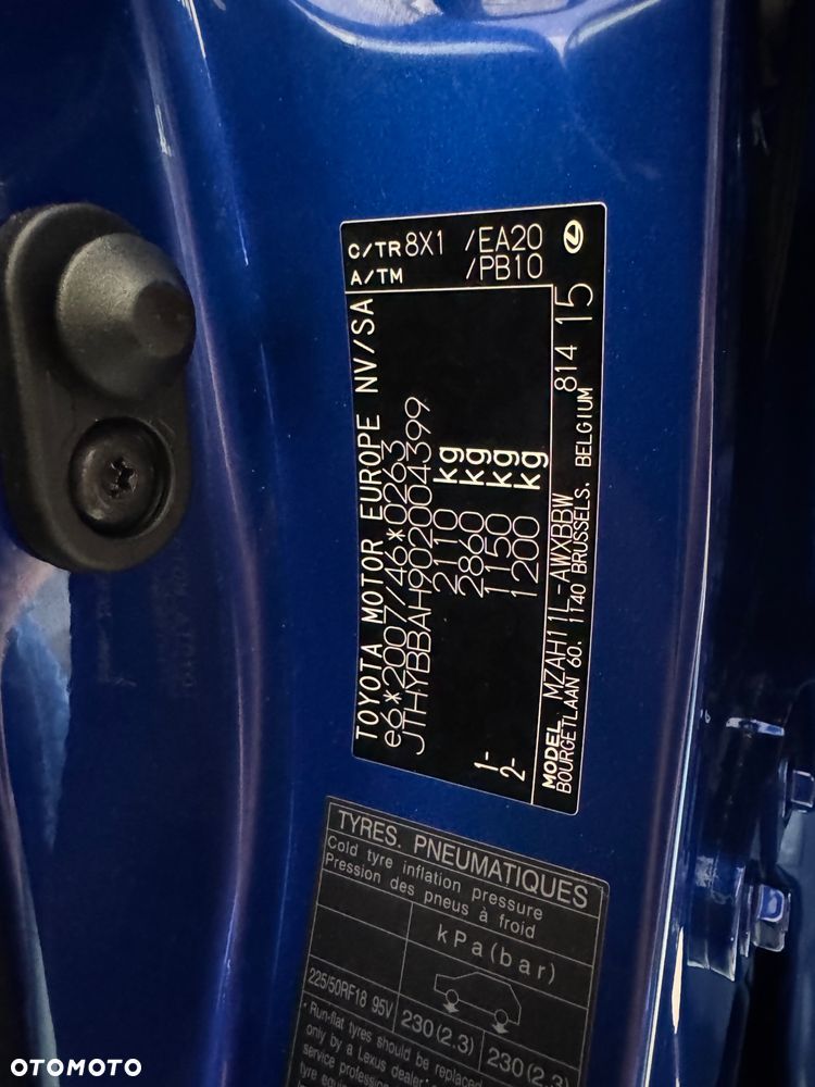 Lexus UX 300h F Sport Design - 14