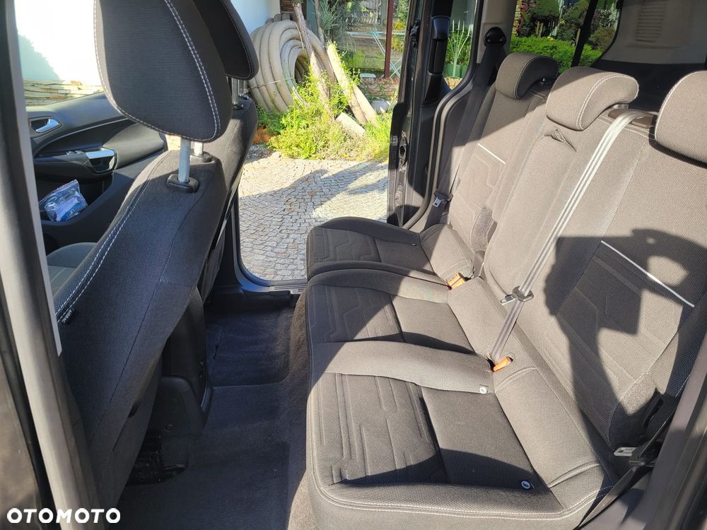 Ford Tourneo Connect 1.0 EcoBoost Titanium - 10
