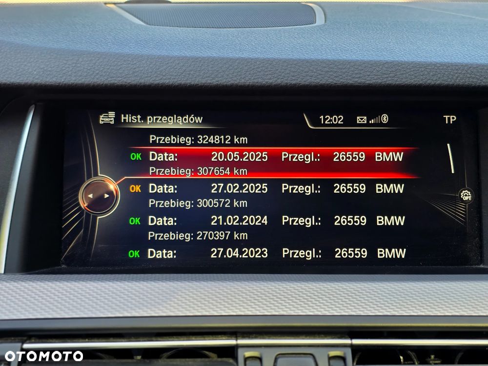 BMW Seria 5 530d xDrive - 38