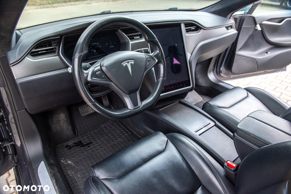 Tesla Model S Long Range Plus - 14