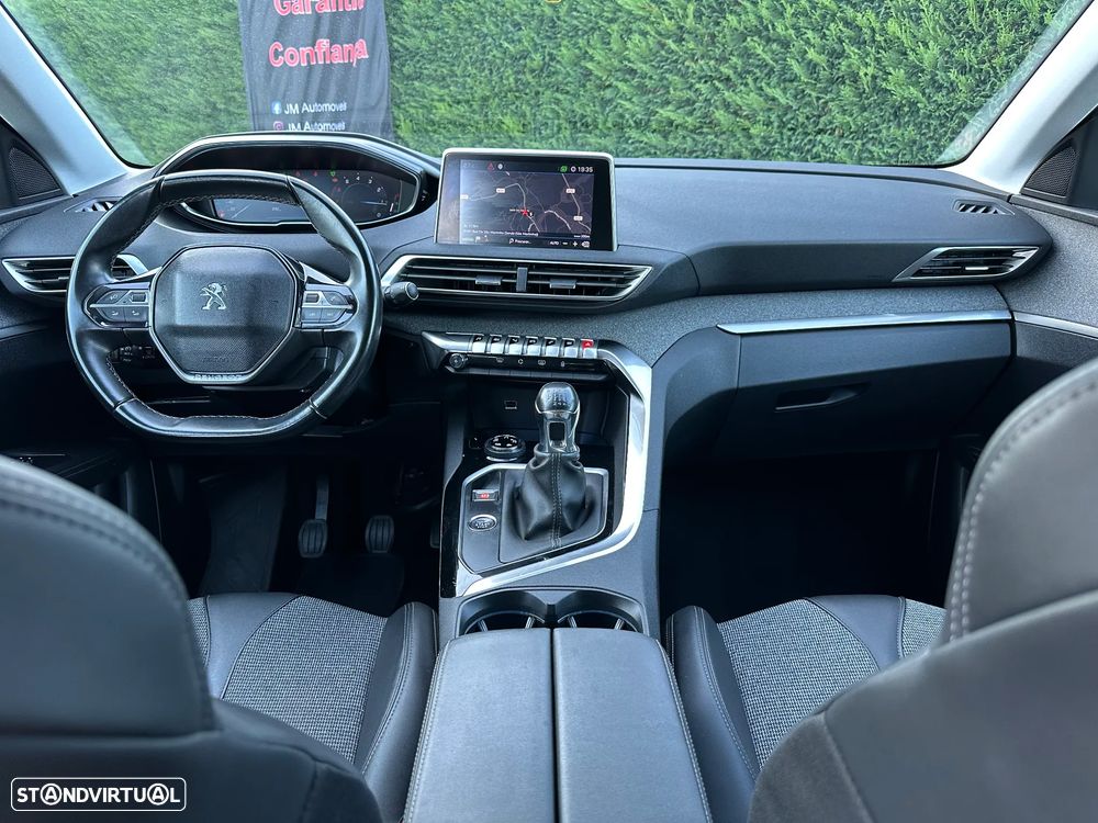 Peugeot 3008 PureTech 130 Stop & Start GPF Allure - 8