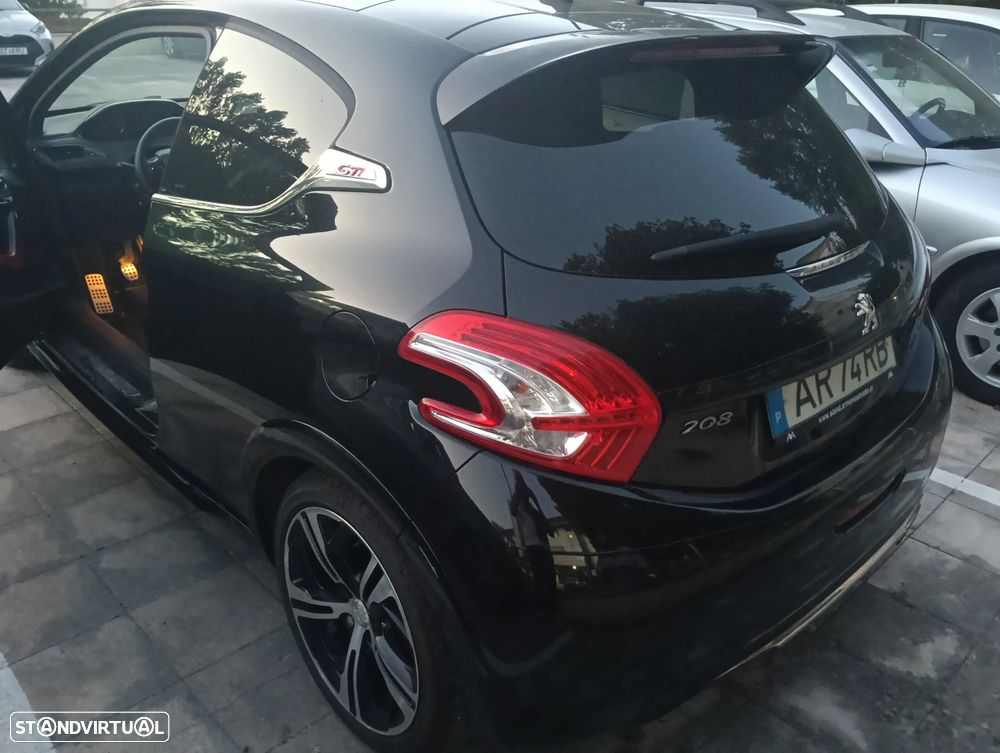 Peugeot 208 1.6 THP GTi Limited Edition - 10