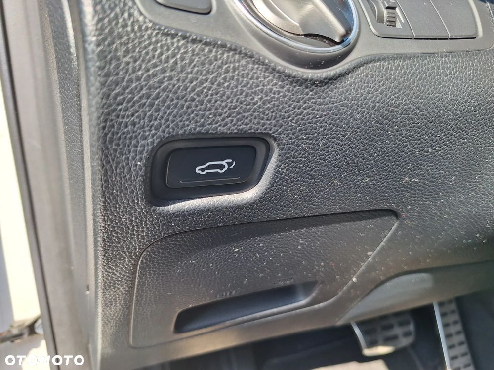 Hyundai i40 Kombi blue 1.7 CRDi DCT Premium - 10