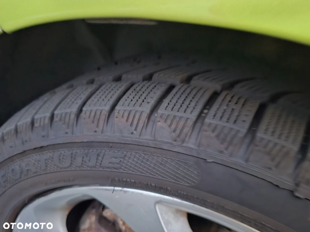 Ford Fiesta 1.4 Ghia - 14