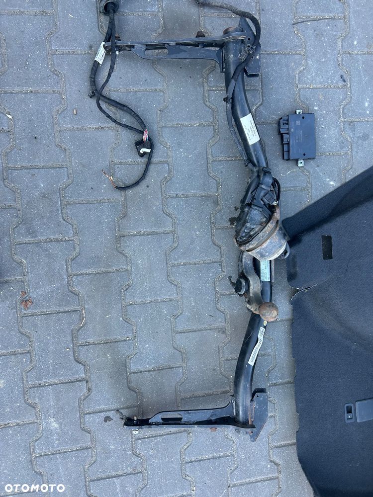 Seat Leon IV cupra Hak holowniczy elektryczny moduł wiązka komplet przycisk 5H2907383 5FA803880D - 5