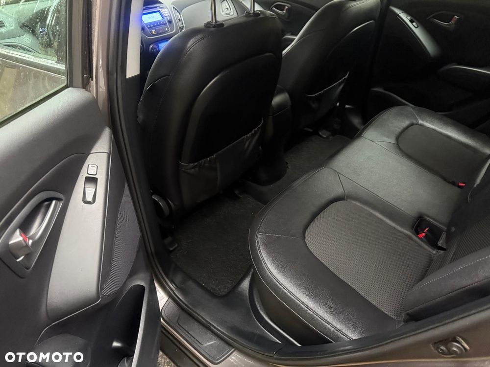 Hyundai ix35 1.6 2WD blue Style - 13