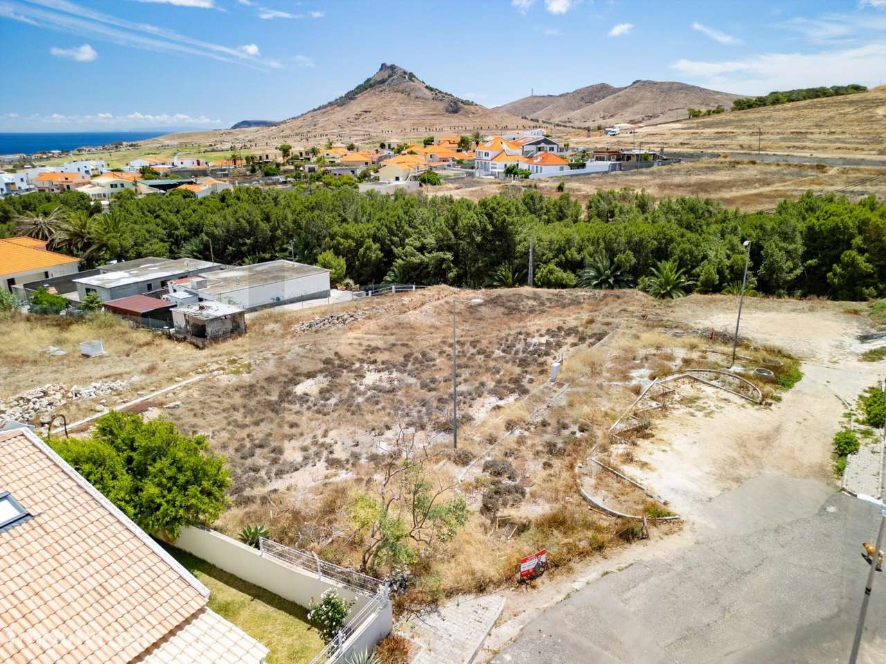 Terreno para construção com 2760 metros quadrados no Porto Santo - Grande imagem: 3/23