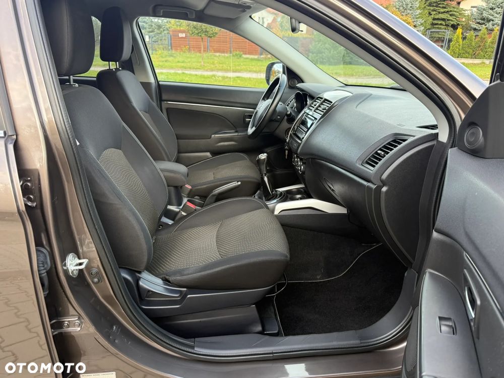 Mitsubishi ASX 1.6 2WD Intro Edition - 36