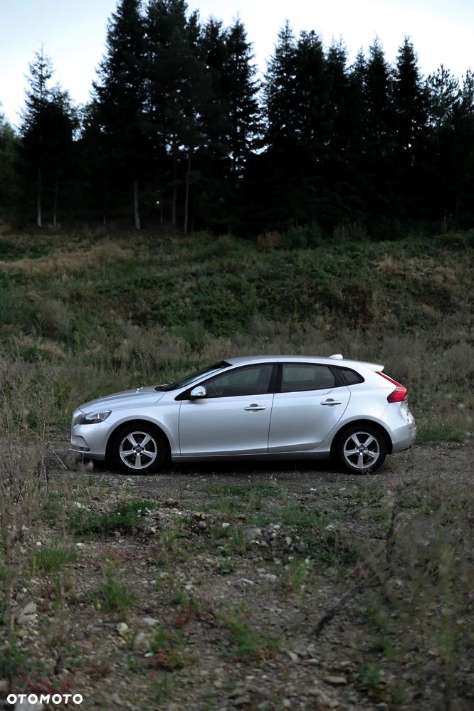 Volvo V40 D2 Kinetic - 2