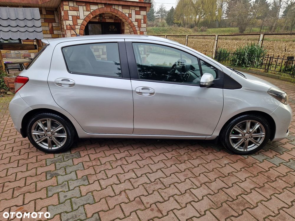 Toyota Yaris 1.33 Premium EU6 - 40