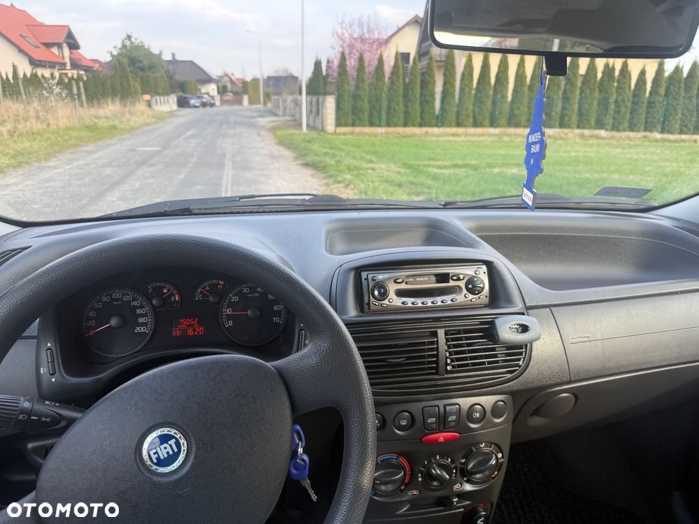 Fiat Punto - 8
