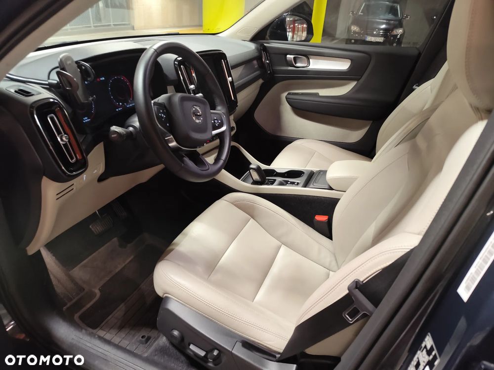 Volvo XC 40 - 11