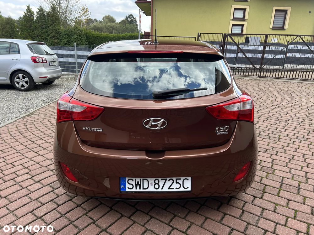 Hyundai i30 1.4 Comfort - 38