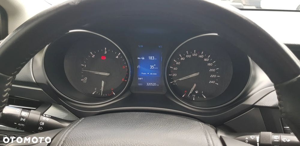 Toyota Avensis 1.6 D-4D Premium - 19