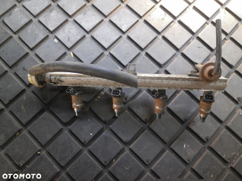 LISTWA WTRYSKOWA + WTRYSKIWACZE KEIKHIN HONDA CIVIC VI 1.4B - 1