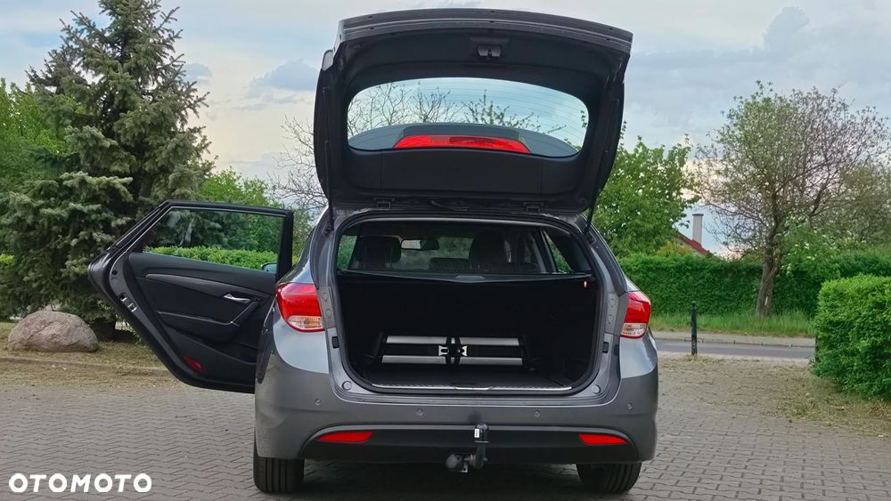 Hyundai i40 Kombi 1.7 CRDi Premium - 40