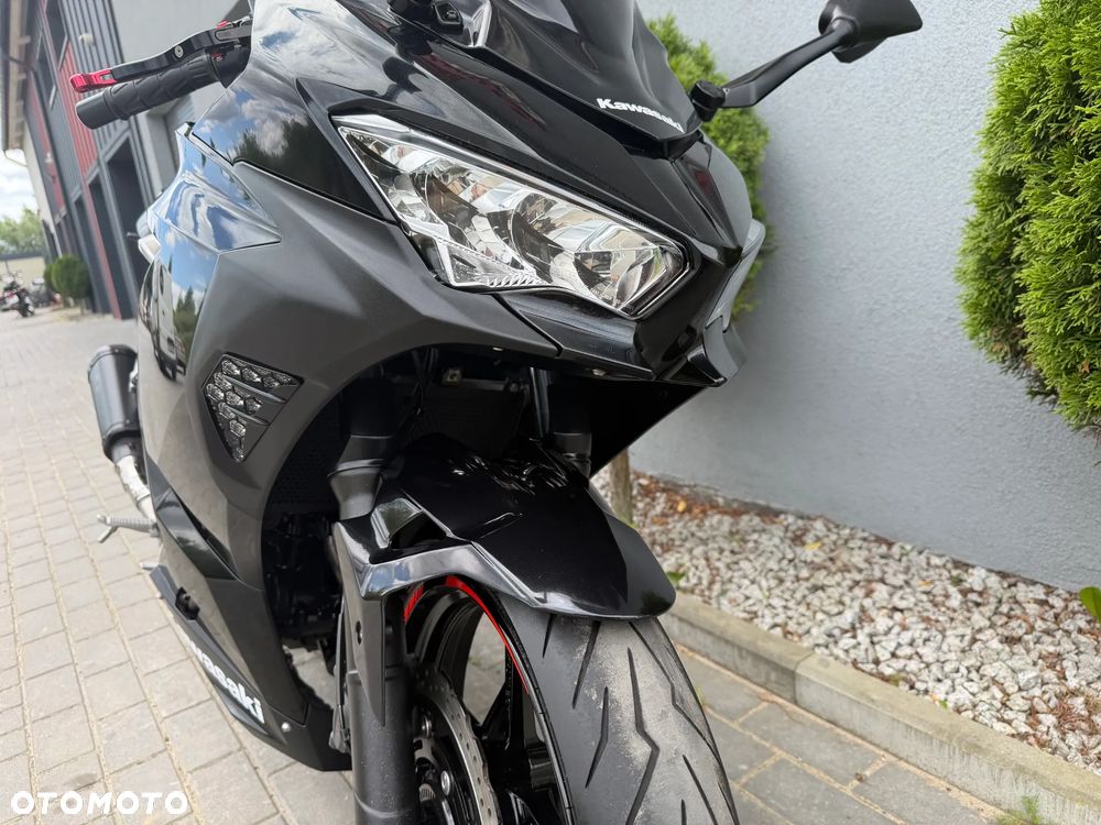 Kawasaki Ninja 400 - 25