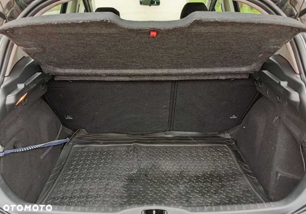 Peugeot 308 - 12