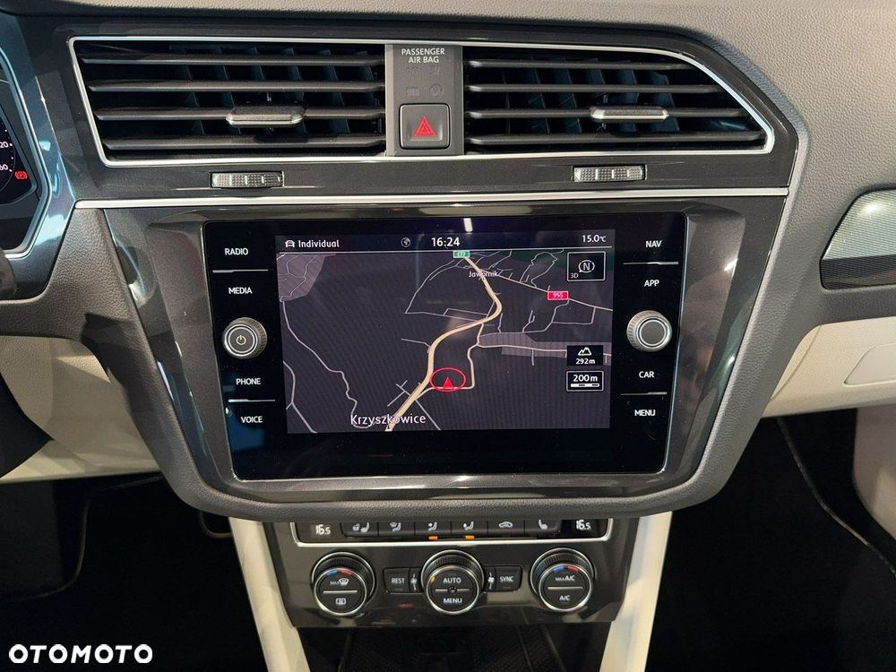 Volkswagen Tiguan - 26