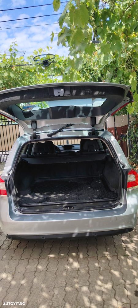 Volvo V70 - 37