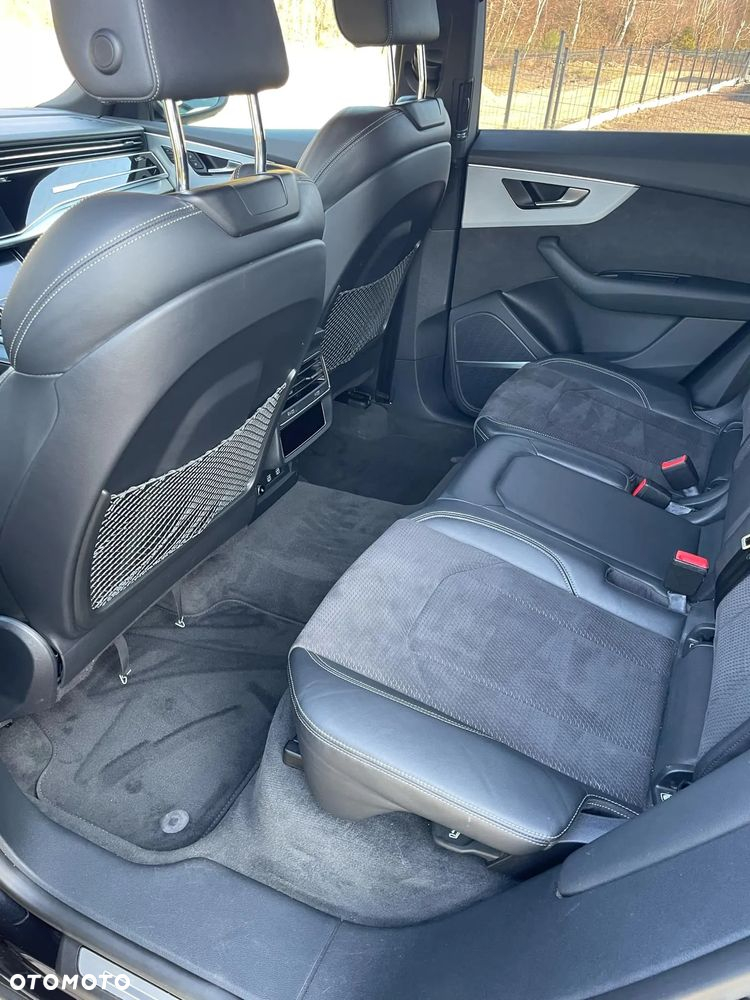 Audi Q8 - 7